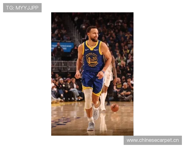 勇士之星库里全力以赴备战季后赛力争在激烈对决中展现巅峰实力