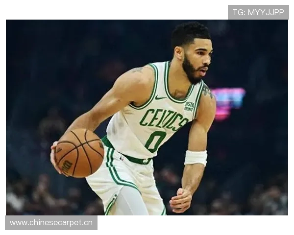 小凯文波特三双表现出色14投5中斩获18分10篮板11助攻2盖帽正负值最高